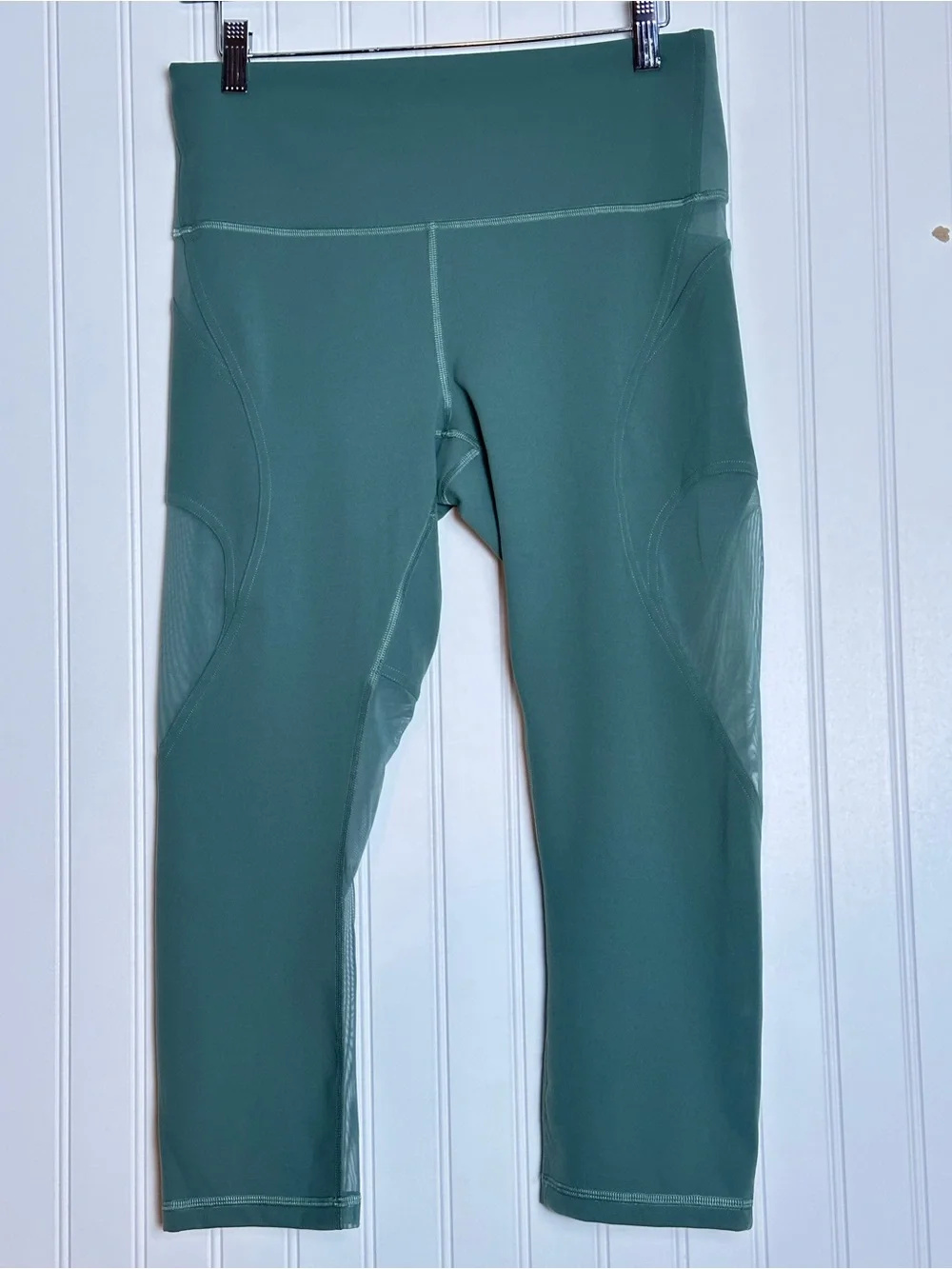 Lululemon Wunder Train Mesh Panel High-Rise Crop 21 Medium Forest W6CPAS Mesh 10 - Picture 5 of 14